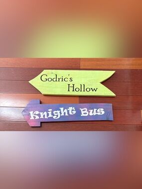 2 Harry Potter Handpainted Directional Signs